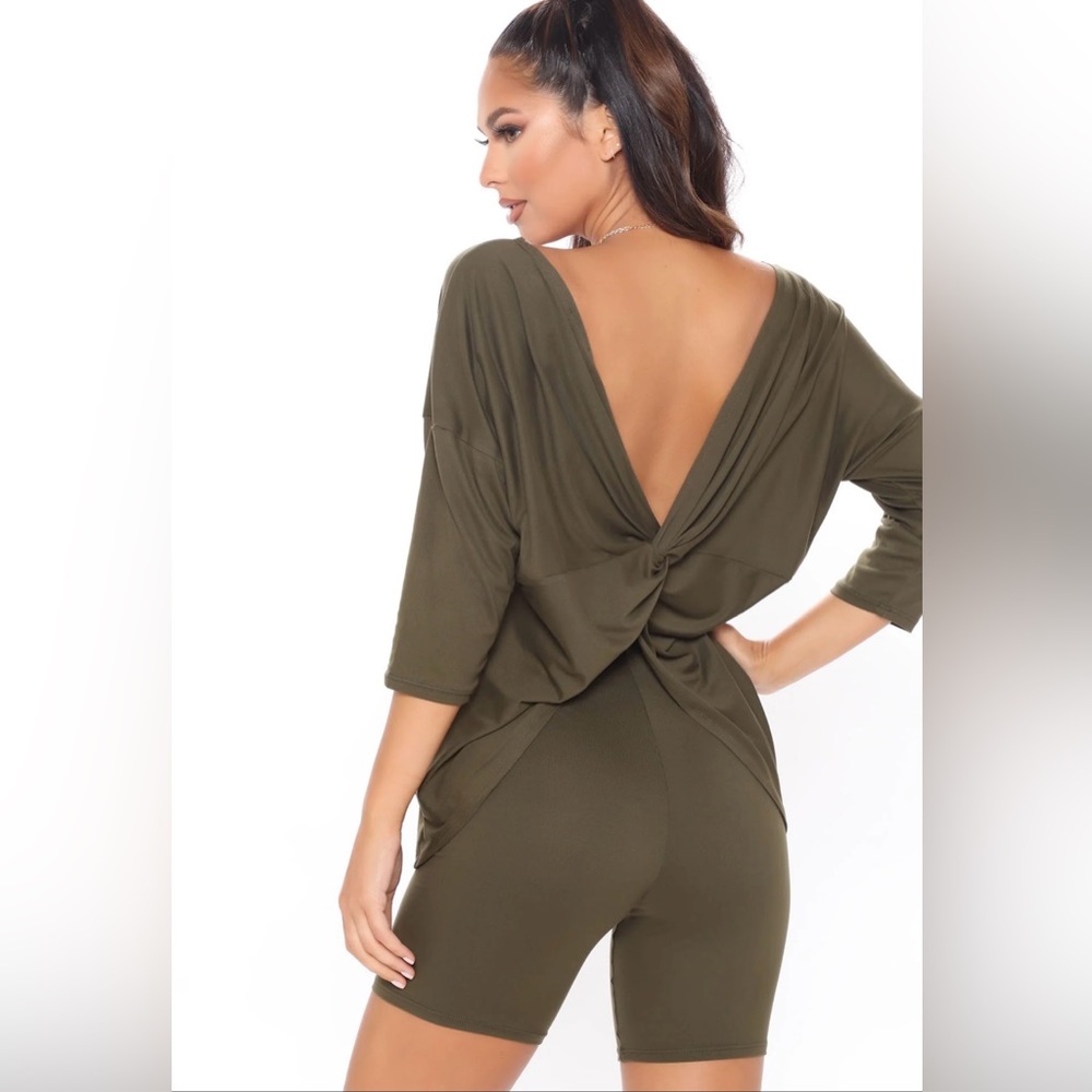 two piece set Fashion Nova - xs ( boohoo , prettylittlething )